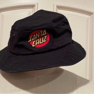Santa Cruz Bucket Hat